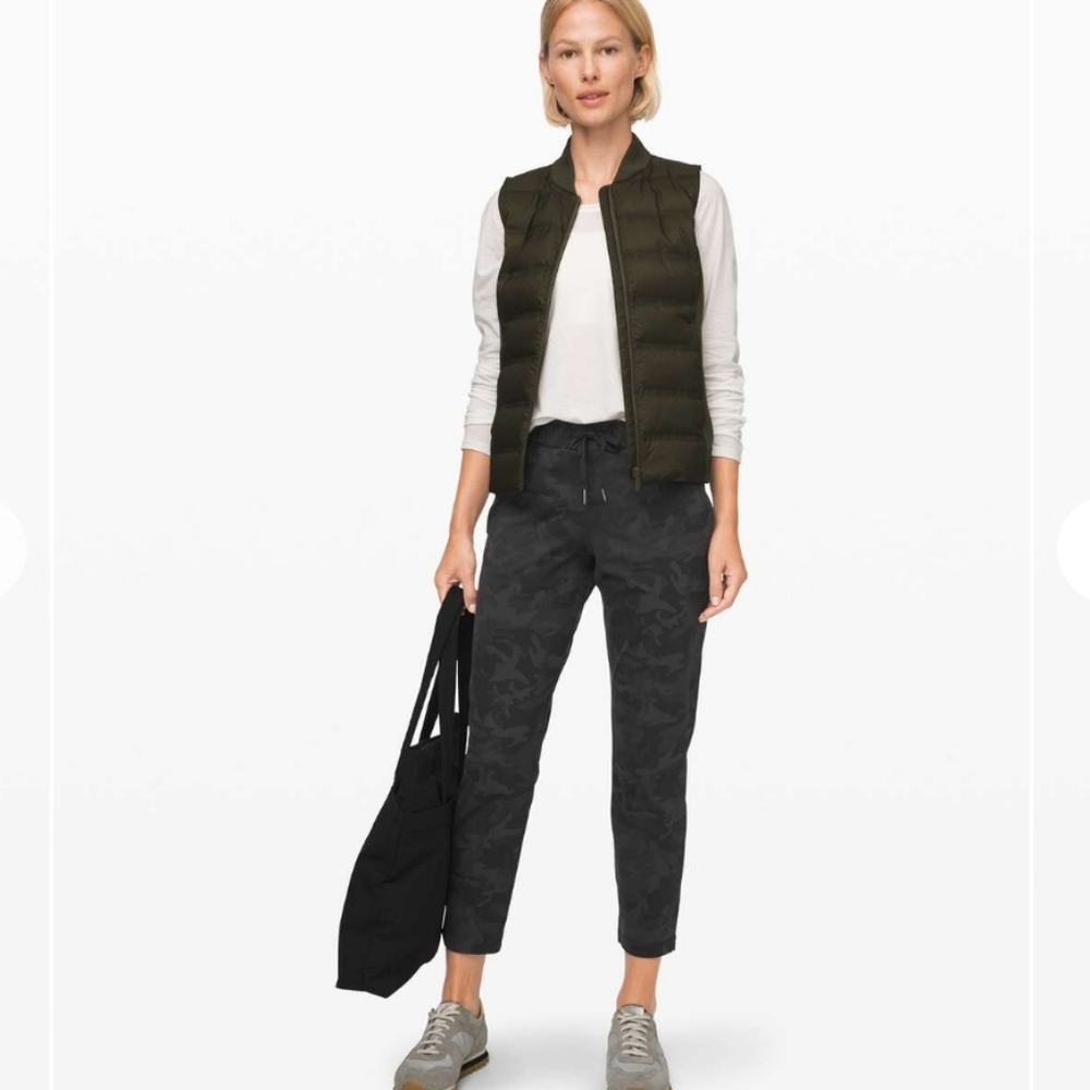 Lululemon On The Fly 7/8 Pants Incognito Camo Multi Gray